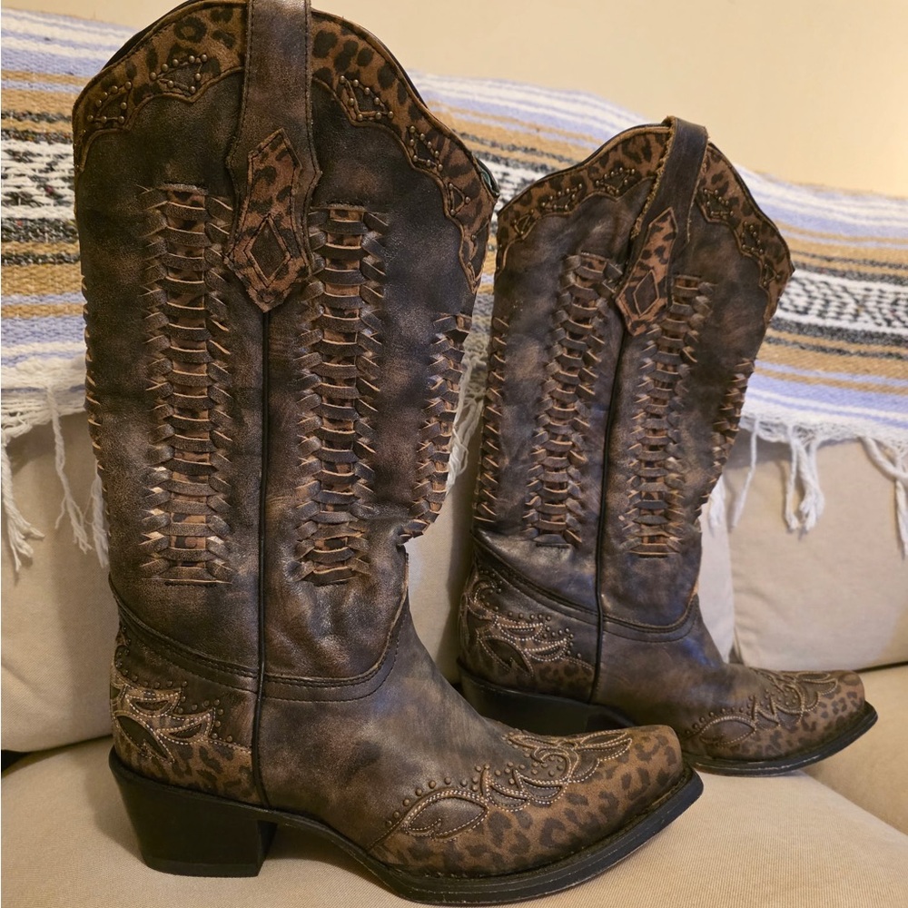 Brown Western Heeled Boots